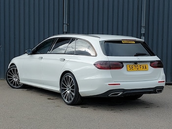 Used Mercedes-Benz E Class 2021 for sale - 77881642: Photo