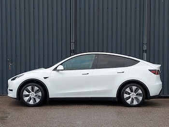 Used Tesla Model Y 2022 for sale - 77500005: Photo