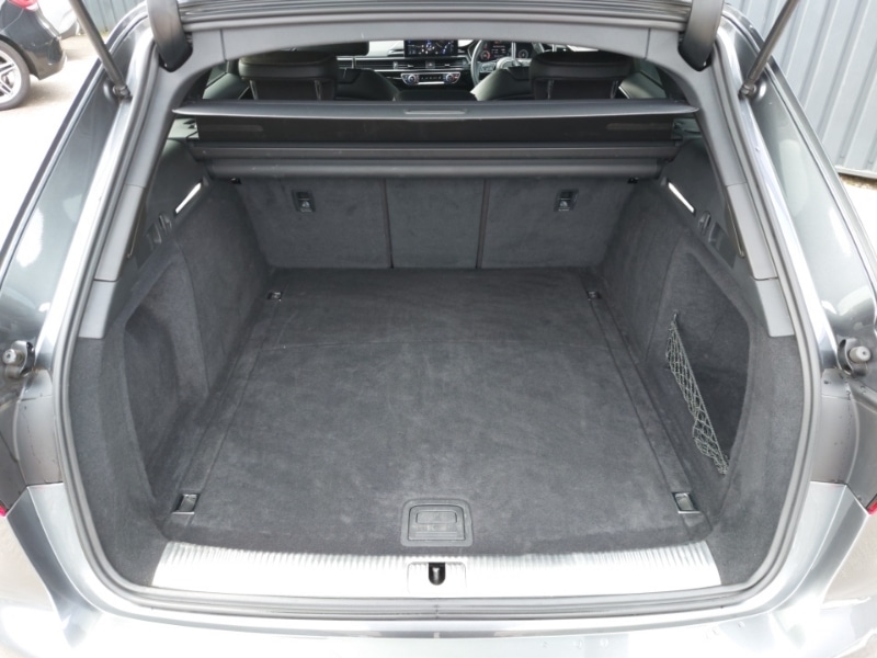 Used Audi A4 2019 for sale - 76644021: Photo 8