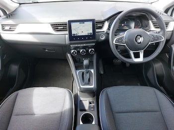 Used Renault Captur 2023 for sale - 78567579: Photo