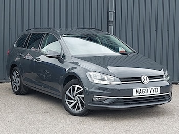 Used Volkswagen Golf 2019 for sale - 78916413: Photo