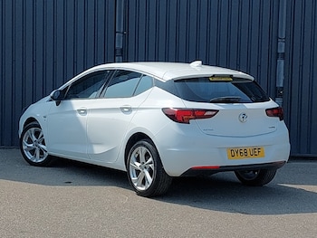 Used Vauxhall Astra 2018 for sale - 79513733: Photo