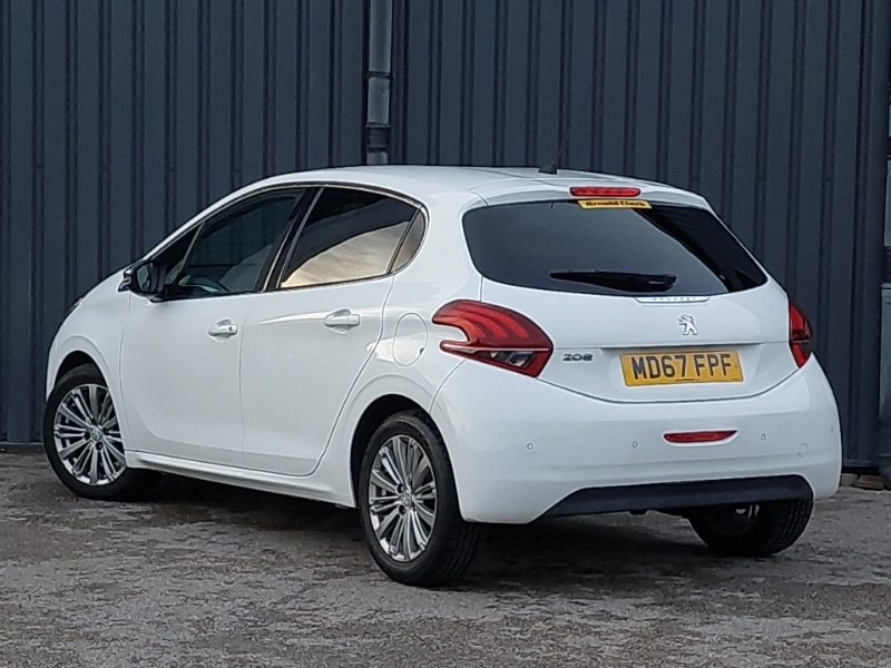 Used Peugeot 208 2018 for sale - 76556117: Photo 3