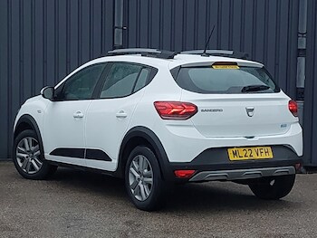 Used Dacia Sandero Stepway 2022 for sale - 77273181: Photo