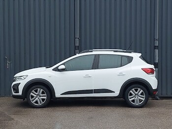 Used Dacia Sandero Stepway 2022 for sale - 77273181: Photo