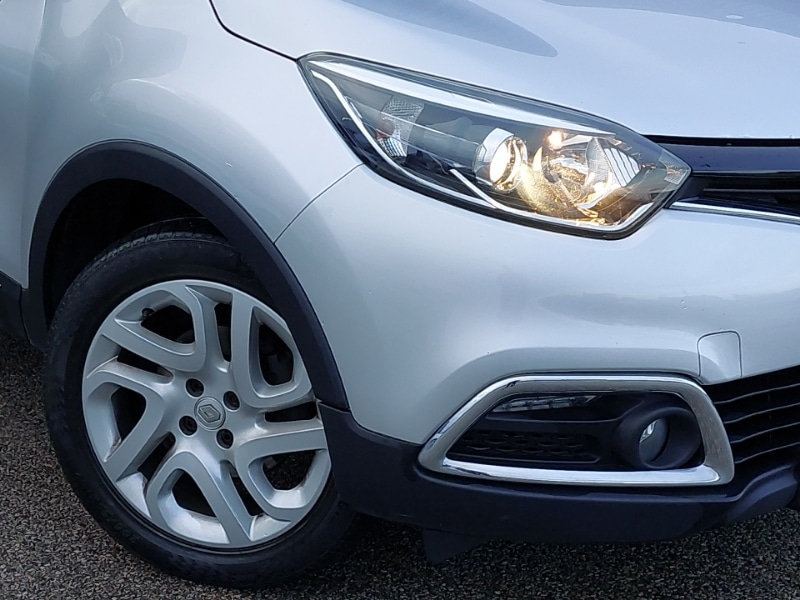 Used Renault Captur 2017 for sale - 77154939: Photo 9