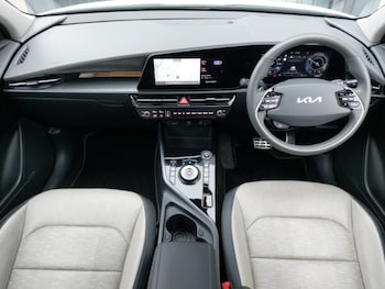 Used Kia Niro 2022 for sale - 76294344: Photo 2