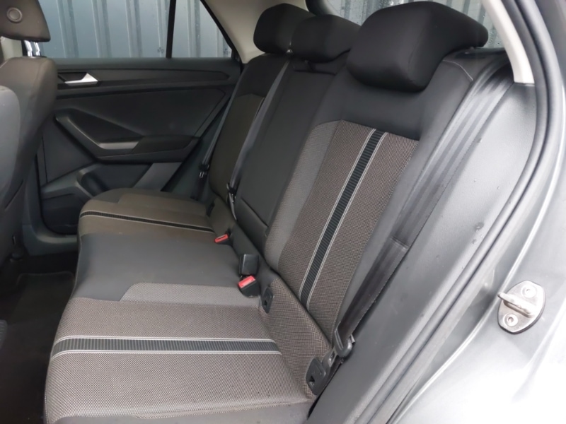 Used Volkswagen T-Roc 2018 for sale - 77767336: Photo 6