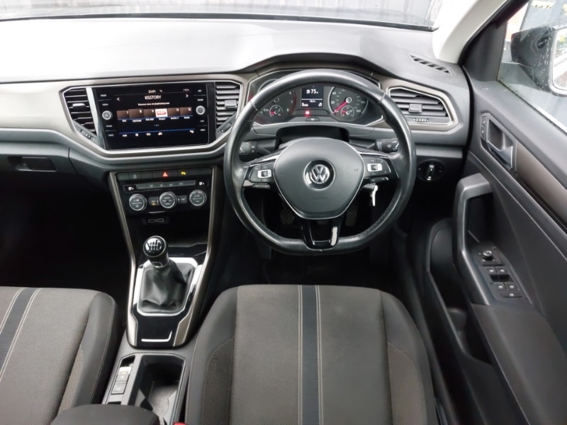 Used Volkswagen T-Roc 2018 for sale - 77767336: Photo 7