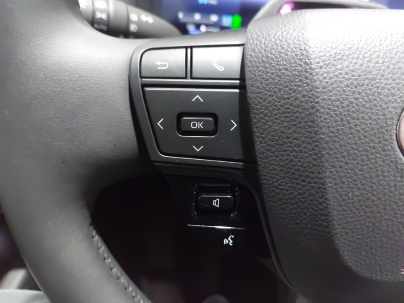 Used Toyota C-HR 2024 for sale - 77035005: Photo 16