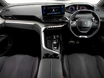 Used Peugeot 5008 2023 for sale - 78647432: Photo