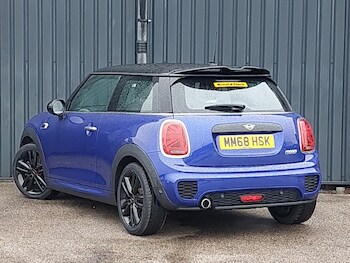 Used MINI Hatch 2018 for sale - 77466797: Photo