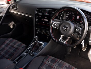 Used Volkswagen Golf 2018 for sale - 78071264: Photo