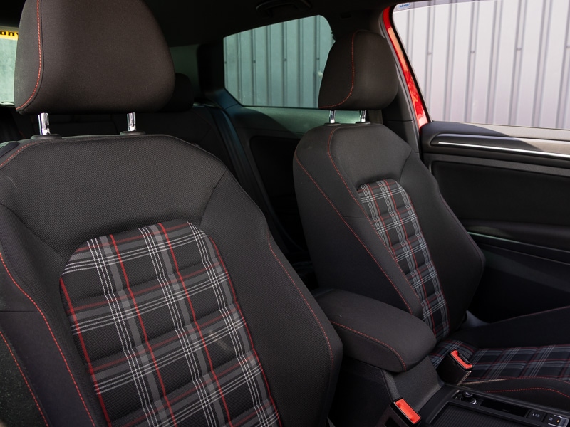 Used Volkswagen Golf 2018 for sale - 78071264: Photo 6