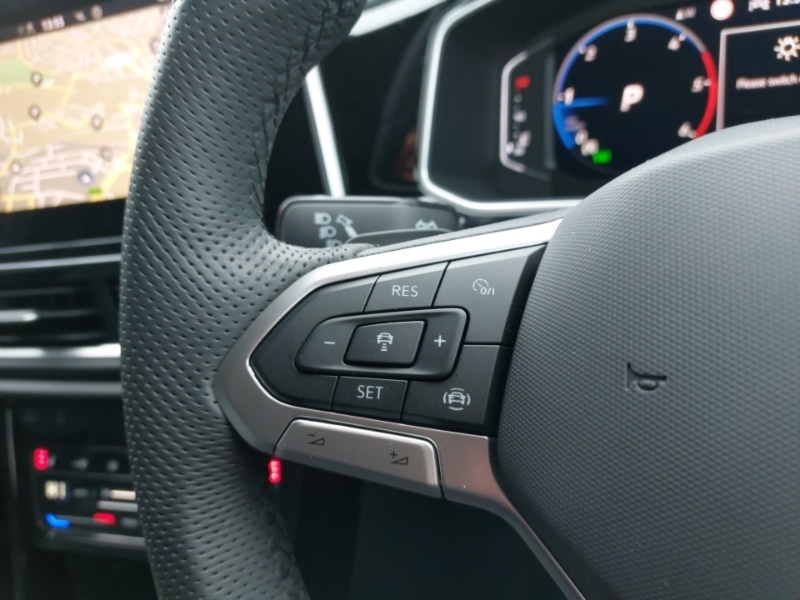 Used Volkswagen T-Roc 2025 for sale - 77141900: Photo 15