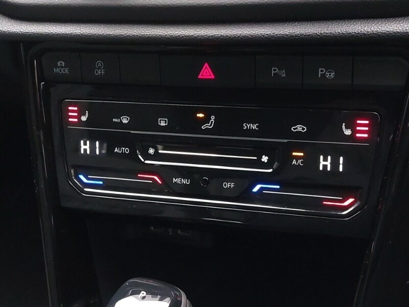 Used Volkswagen T-Roc 2025 for sale - 77141900: Photo 16