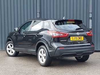 Used Nissan Qashqai 2019 for sale - 77105384: Photo