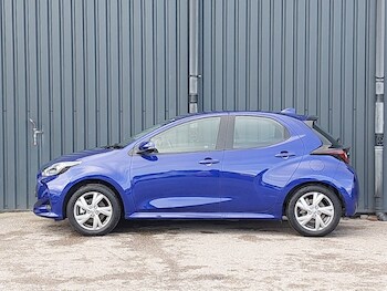 Used Toyota Yaris 2024 for sale - 77314395: Photo