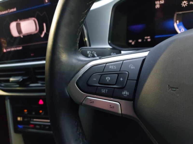 Used Volkswagen T-Roc 2023 for sale - 77119069: Photo 15