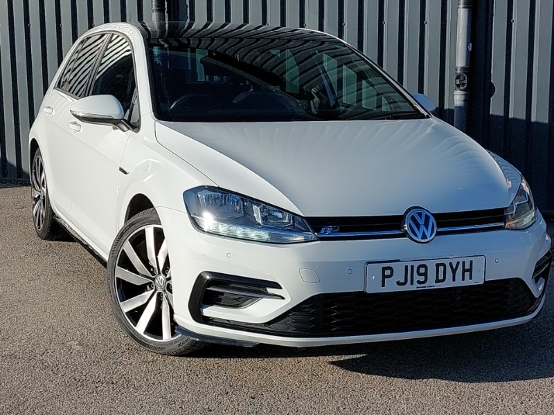 Used Volkswagen Golf 2019 for sale - 76602468: Photo 1