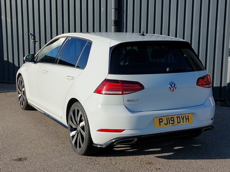 Used Volkswagen Golf 2019 for sale - 76602468: Photo 3