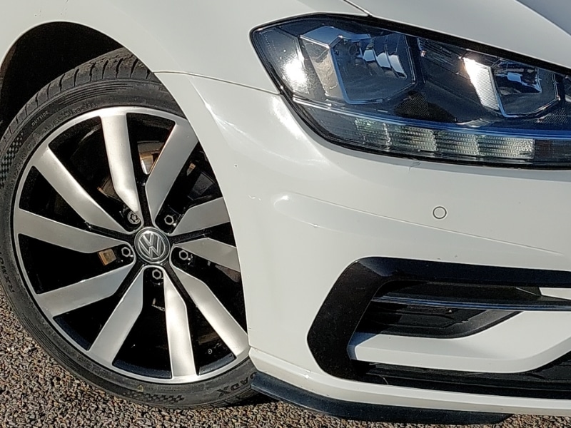 Used Volkswagen Golf 2019 for sale - 76602468: Photo 9