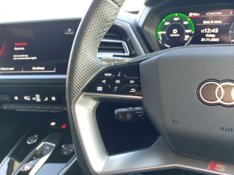 Used Audi Q4 e-tron 2023 for sale - 77142112: Photo 15