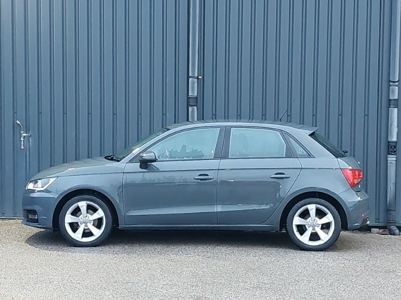 Used Audi A1 2018 for sale - 77635883: Photo 4