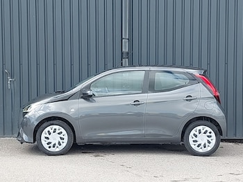 Used Toyota AYGO 2021 for sale - 75640876: Photo