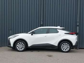 Used Toyota C-HR 2024 for sale - 75424101: Photo
