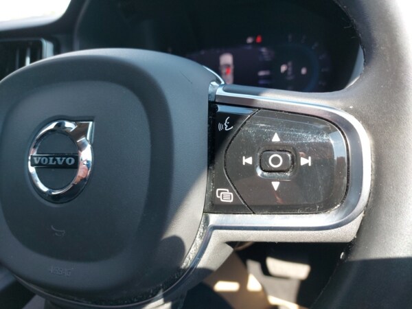 Used Volvo XC60 2023 for sale - 75000574: Photo 13