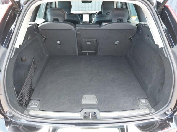 Used Volvo XC60 2023 for sale - 75000574: Photo 8
