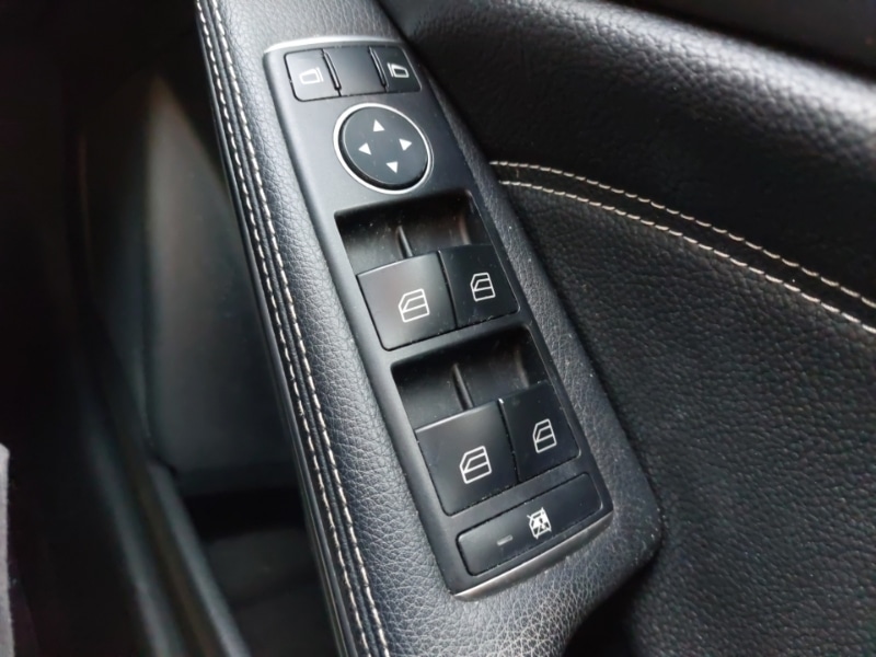 Used Mercedes-Benz A-Class 2018 for sale - 76393344: Photo 12