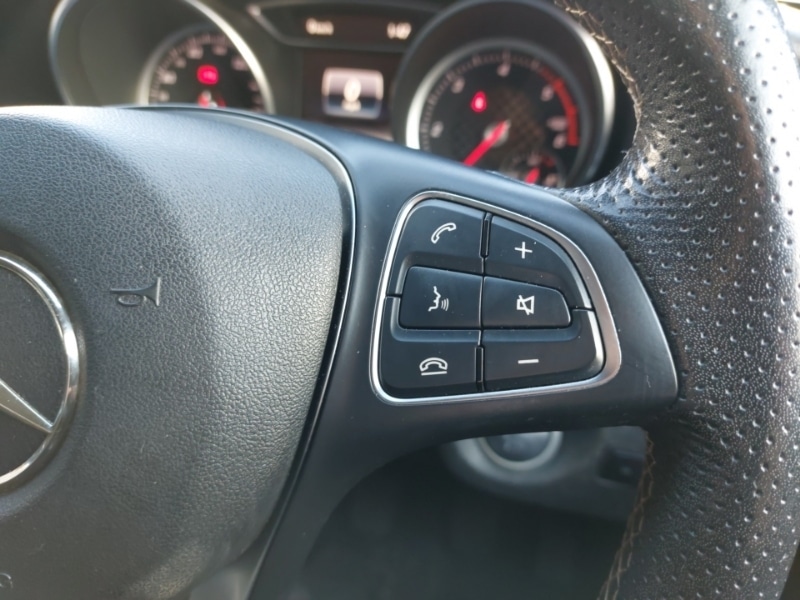 Used Mercedes-Benz A-Class 2018 for sale - 76393344: Photo 13