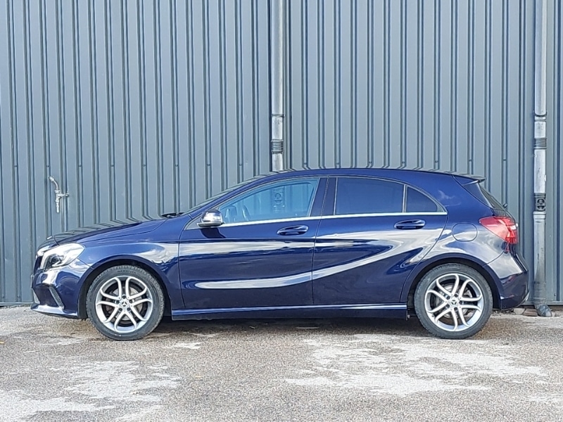 Used Mercedes-Benz A-Class 2018 for sale - 76393344: Photo 4