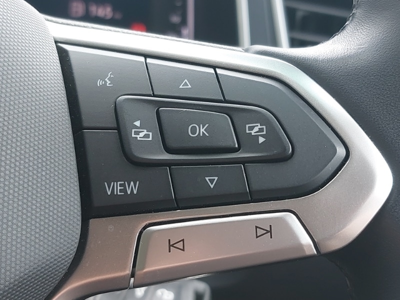 Used Volkswagen T-Roc 2023 for sale - 77028433: Photo 13