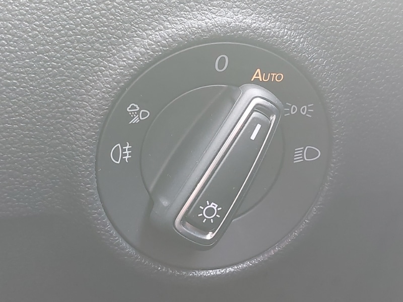 Used Volkswagen T-Roc 2023 for sale - 77028433: Photo 19