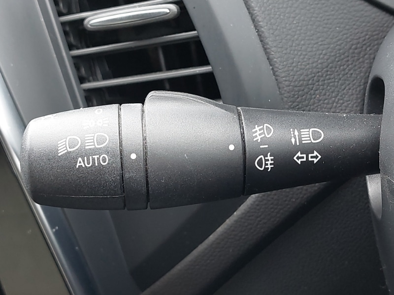 Used Renault Captur 2019 for sale - 76414796: Photo 17