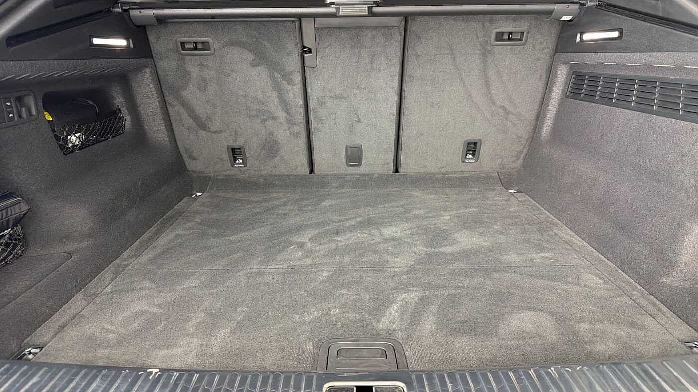 Used Audi Q8 2025 for sale - 76679734: Photo 21