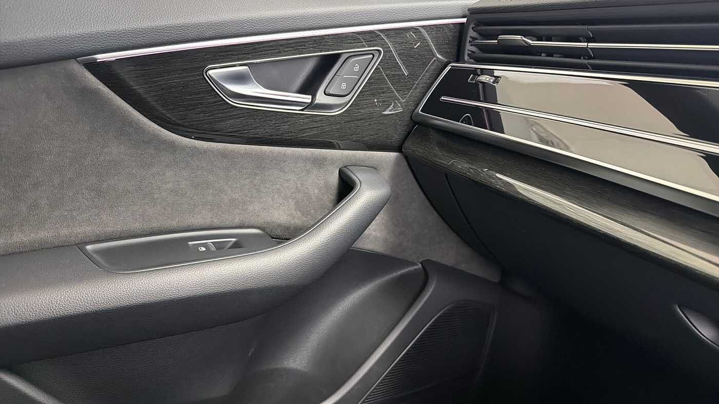 Used Audi Q8 2022 for sale - 76674758: Photo 21