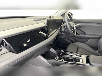 Used Audi Q6 e-tron 2025 for sale - 77068811: Photo