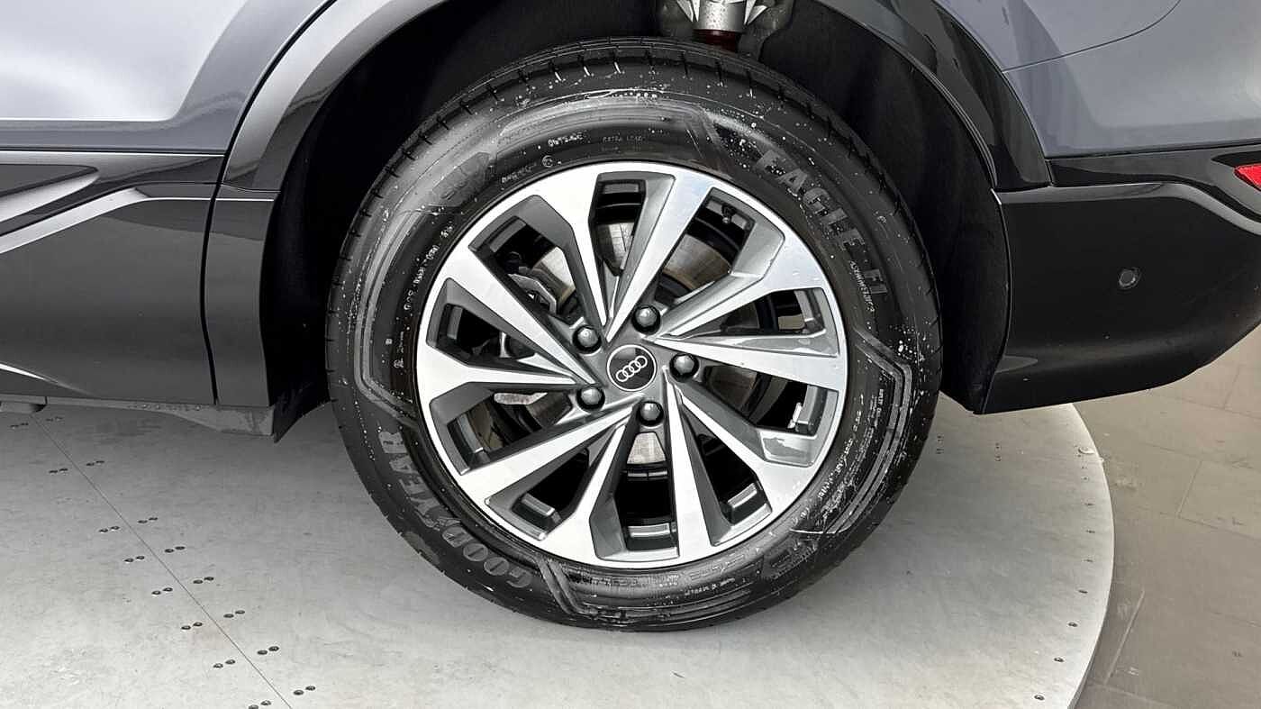 Used Audi Q6 e-tron 2025 for sale - 77068811: Photo 5