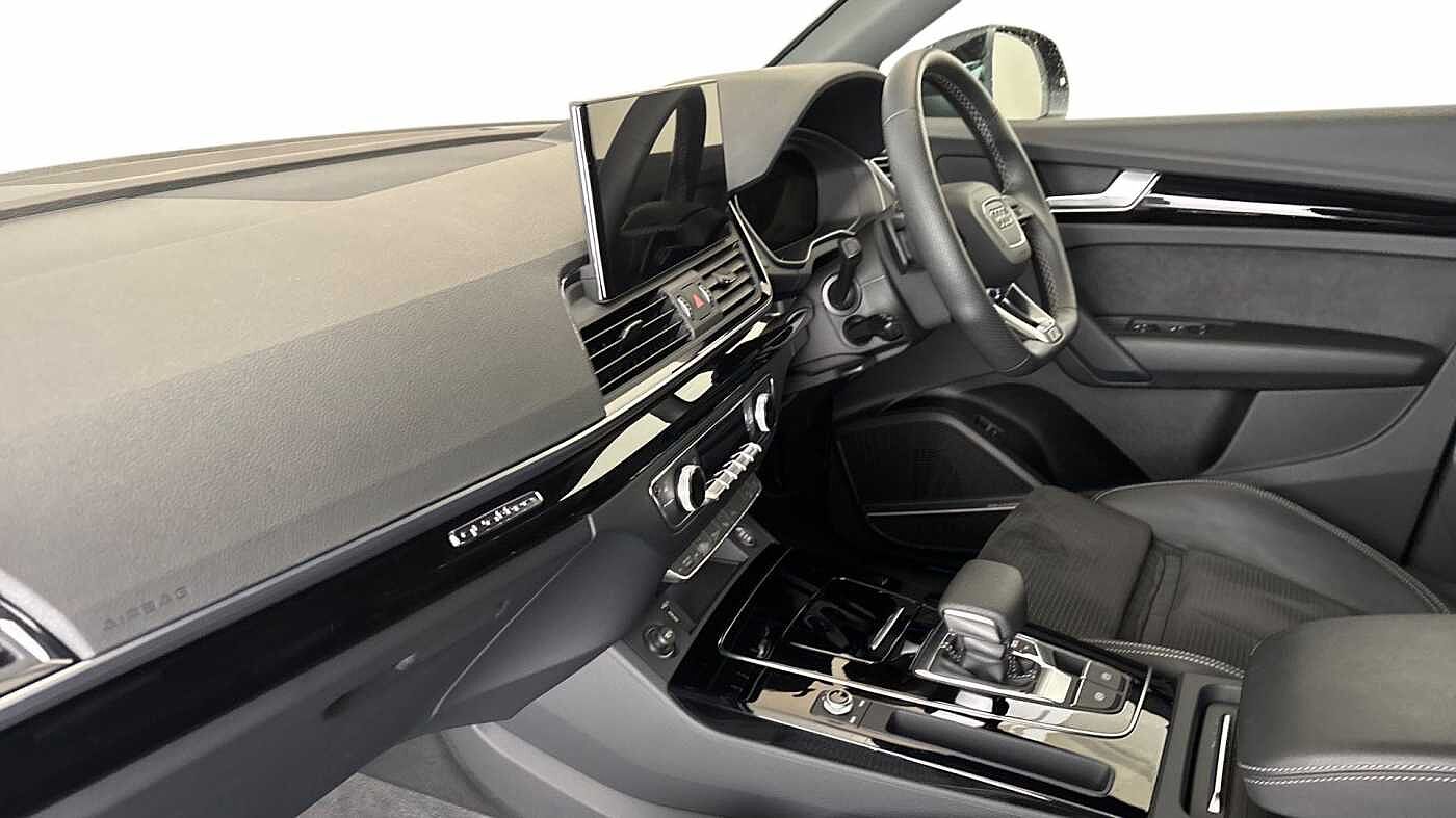 Used Audi Q5 2024 for sale - 76678811: Photo 2