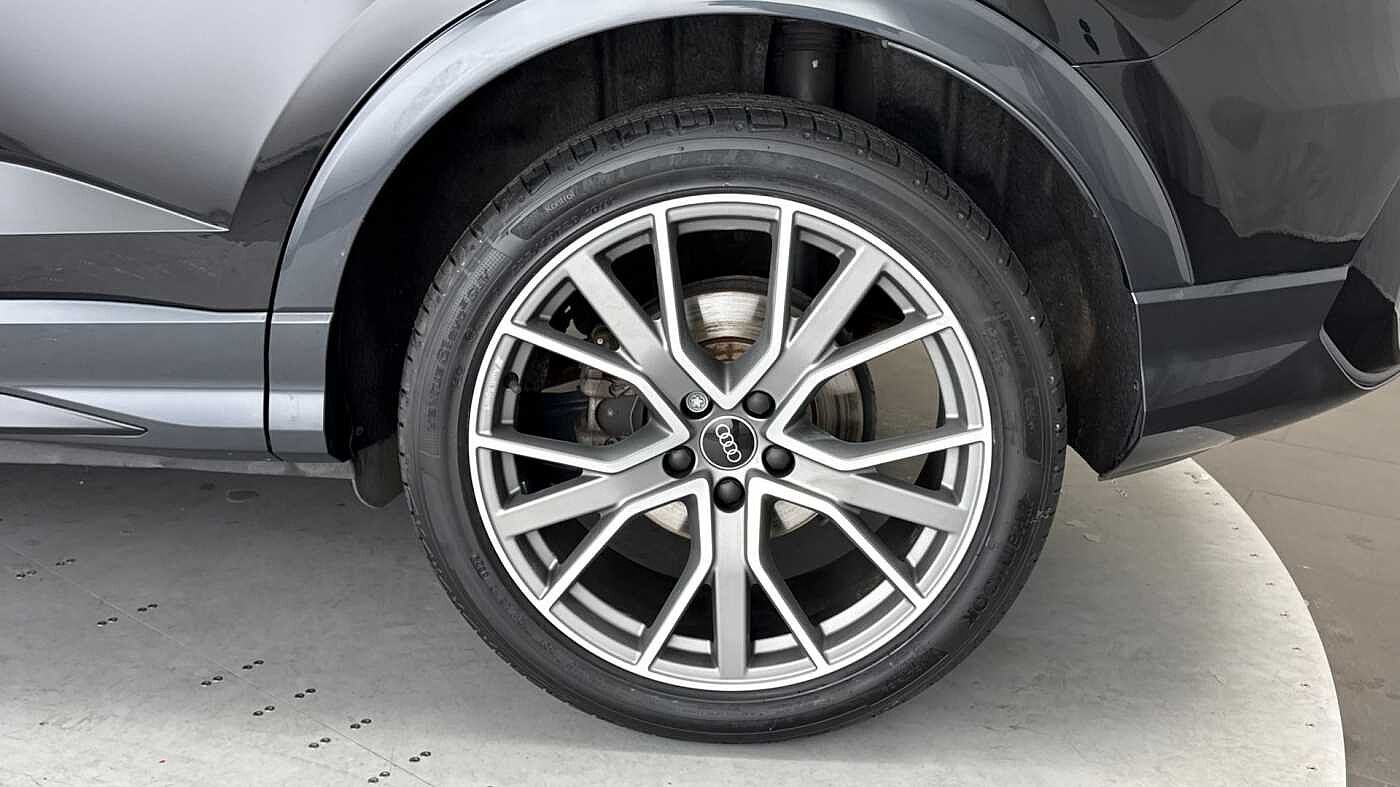 Used Audi Q3 2023 for sale - 77374432: Photo 5