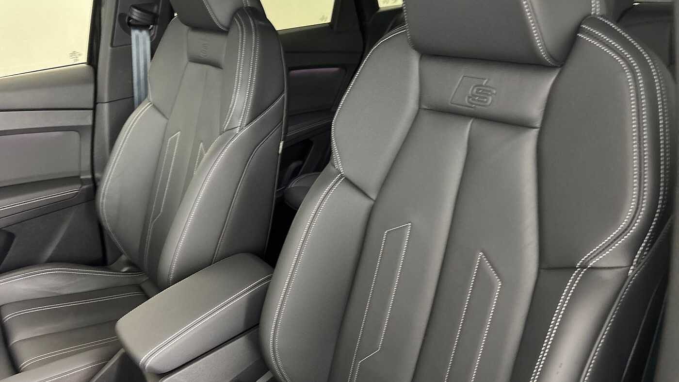 Used Audi Q4 e-tron 2024 for sale - 76677646: Photo 15