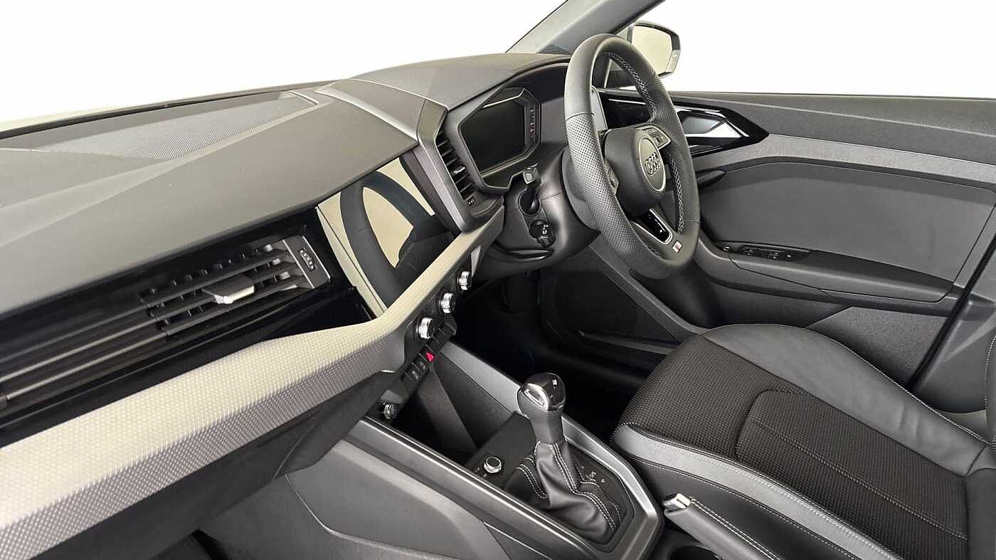 Used Audi A1 2025 for sale - 76678325: Photo 2