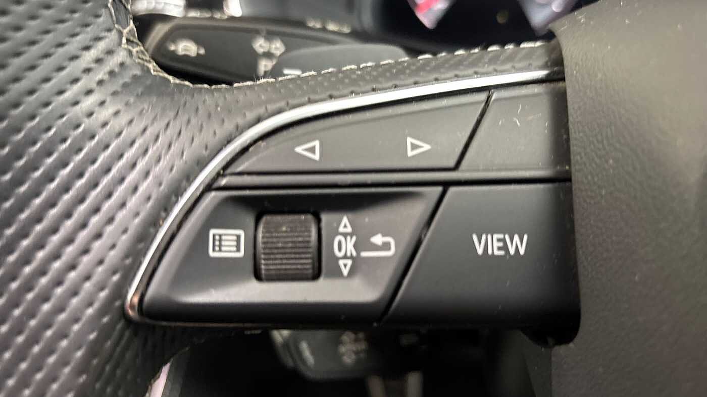 Used Audi Q8 2021 for sale - 76681356: Photo 17