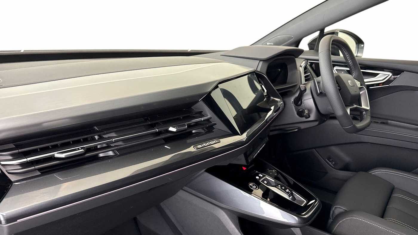 Used Audi Q4 e-tron 2026 for sale - 77974628: Photo 2