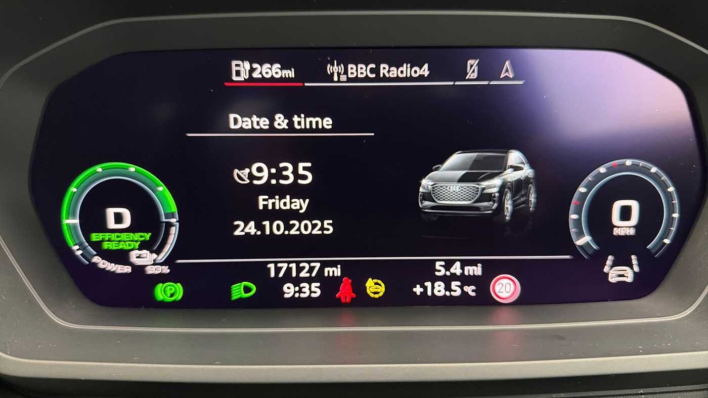 Used Audi Q4 e-tron 2022 for sale - 76673932: Photo 11