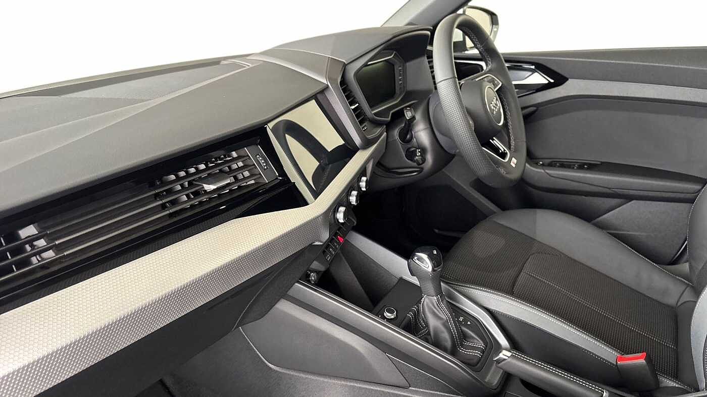 Used Audi A1 2025 for sale - 78140396: Photo 2